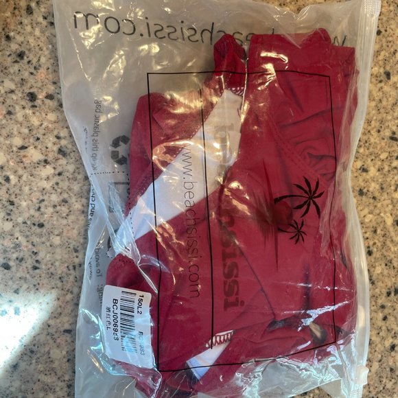 Beachssissi one piece swimsuit, size large, wine - Picture 5 of 5